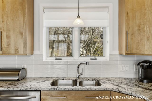 6129 Lakeshore Avenue, West Olive, MI 49460