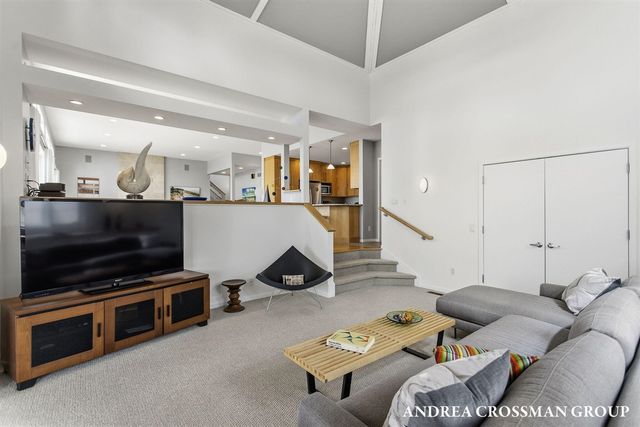 6129 Lakeshore Avenue, West Olive, MI 49460