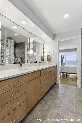 6129 Lakeshore Avenue, West Olive, MI 49460