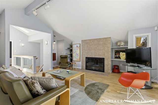 6129 Lakeshore Avenue, West Olive, MI 49460
