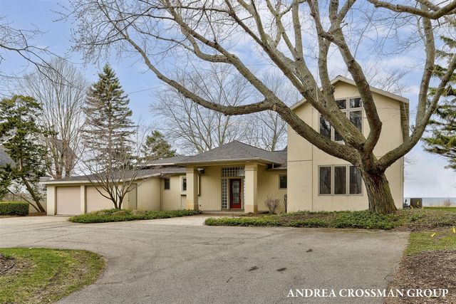 6129 Lakeshore Avenue, West Olive, MI 49460