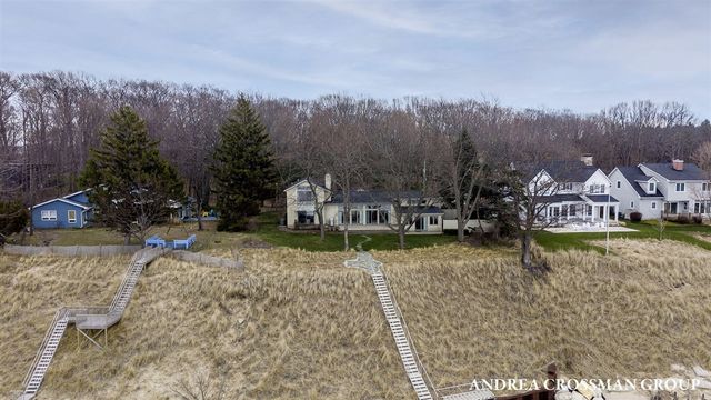 6129 Lakeshore Avenue, West Olive, MI 49460