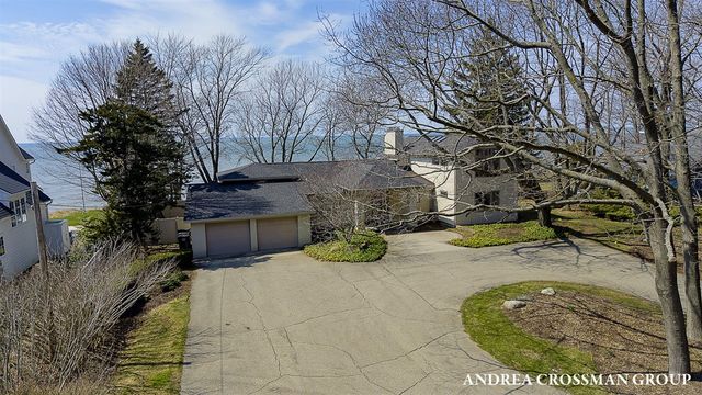 6129 Lakeshore Avenue, West Olive, MI 49460
