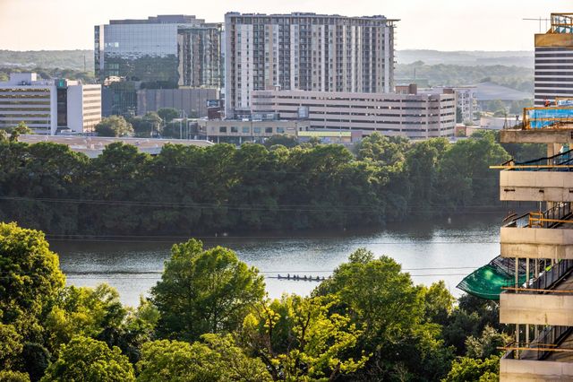 603 Davis ST 907, Austin, TX 78701