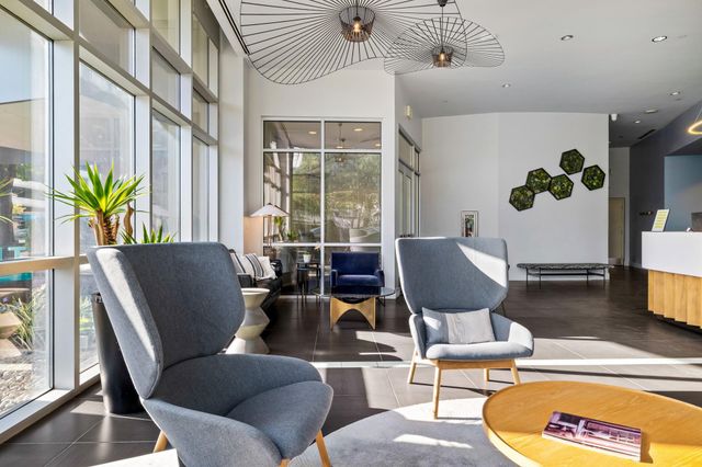 603 Davis ST 907, Austin, TX 78701