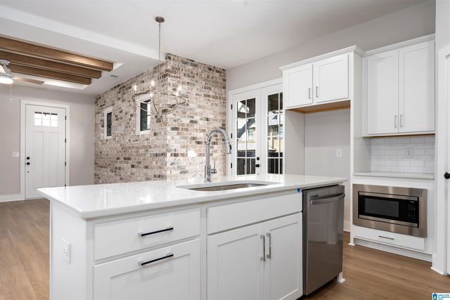 1214 WINDSOR SQUARE, Birmingham, AL 35242