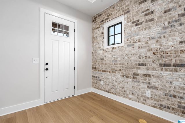 1214 WINDSOR SQUARE, Birmingham, AL 35242