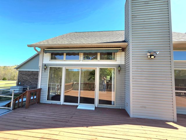 587 Tournament Drive, Mountain View, AR 72560