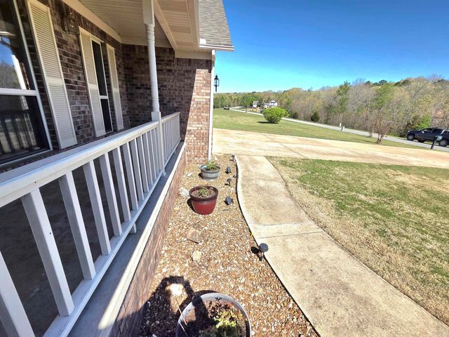 587 Tournament Drive, Mountain View, AR 72560