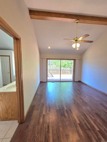 587 Tournament Drive, Mountain View, AR 72560