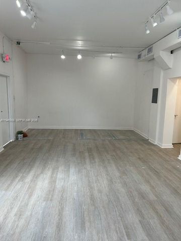 4770 NW 7th Ave, Miami, FL 33127