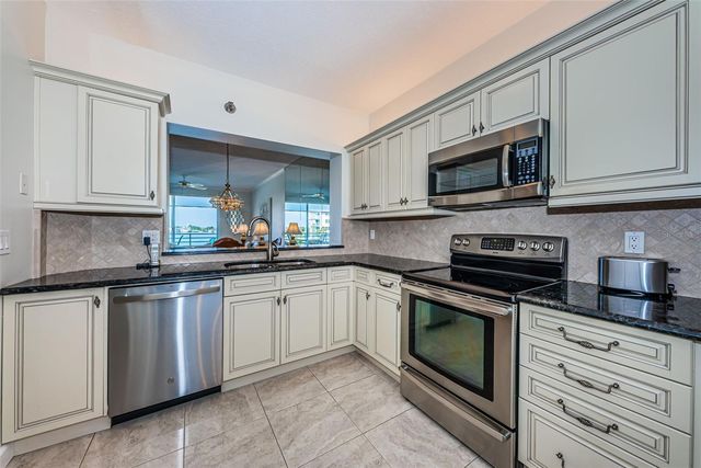 7979 SAILBOAT KEY BOULEVARD S 205, South Pasadena, FL 33707