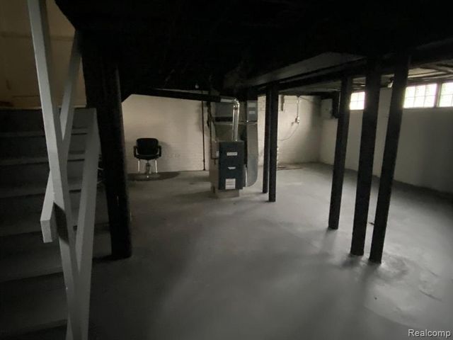 443 Algonquin Street, Detroit, MI 48215