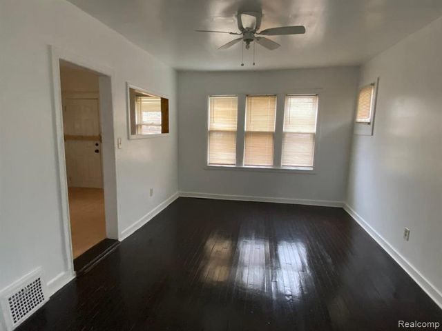 443 Algonquin Street, Detroit, MI 48215