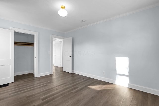 2111 Willamont Avenue, Columbus, OH 43219