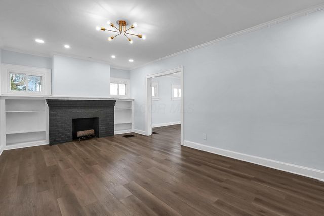 2111 Willamont Avenue, Columbus, OH 43219