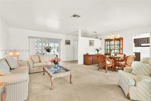 11260 SW 181st Ter, Miami, FL 33157