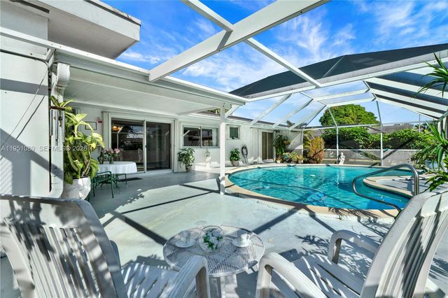 11260 SW 181st Ter, Miami, FL 33157