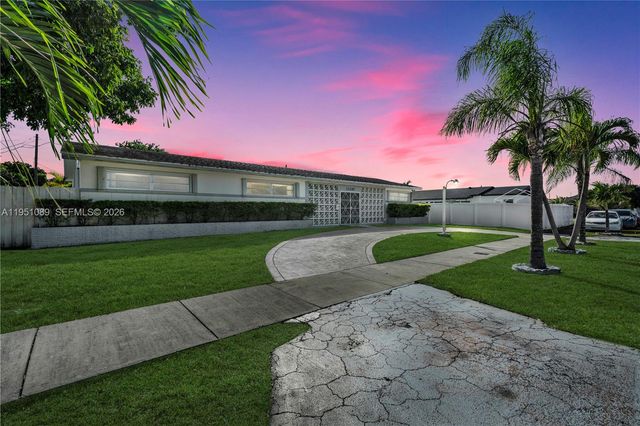 11260 SW 181st Ter, Miami, FL 33157