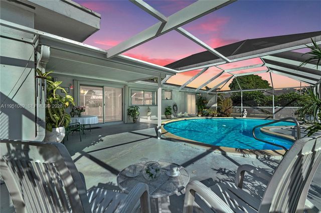 11260 SW 181st Ter, Miami, FL 33157