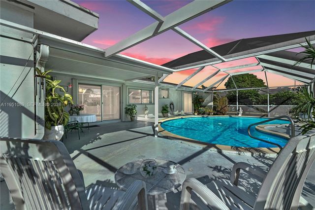 11260 SW 181st Ter, Miami, FL 33157