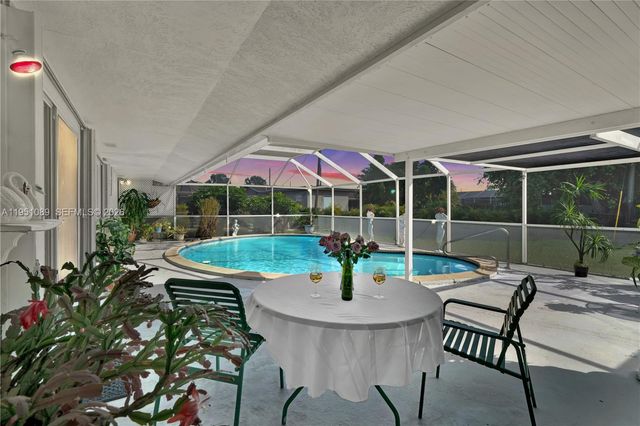 11260 SW 181st Ter, Miami, FL 33157