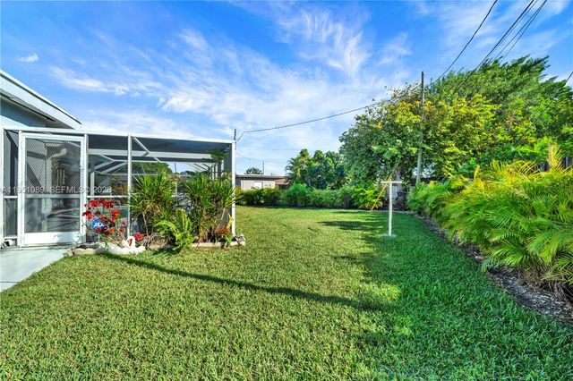 11260 SW 181st Ter, Miami, FL 33157