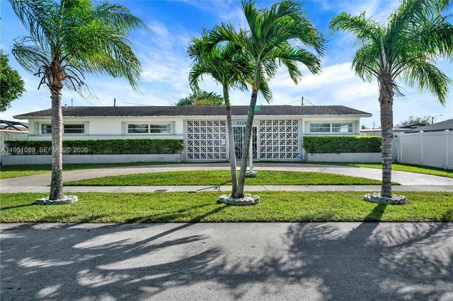 11260 SW 181st Ter, Miami, FL 33157