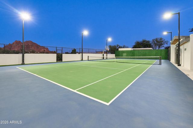3915 E RANCHO Drive, Paradise Valley, AZ 85253