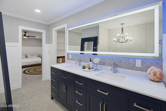 3915 E RANCHO Drive, Paradise Valley, AZ 85253