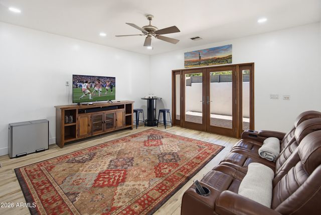 3915 E RANCHO Drive, Paradise Valley, AZ 85253