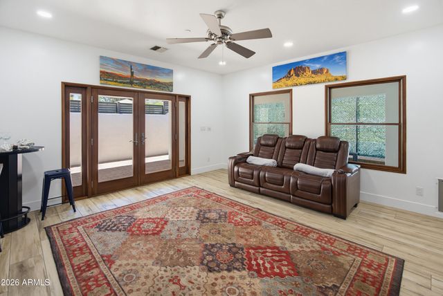 3915 E RANCHO Drive, Paradise Valley, AZ 85253