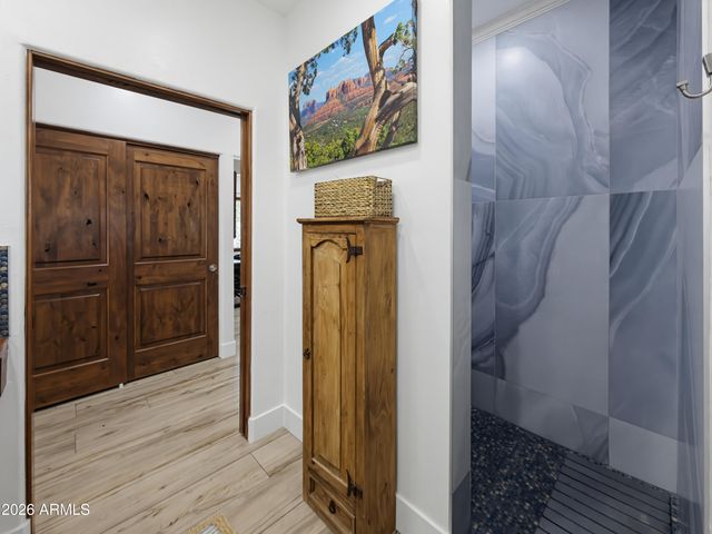3915 E RANCHO Drive, Paradise Valley, AZ 85253