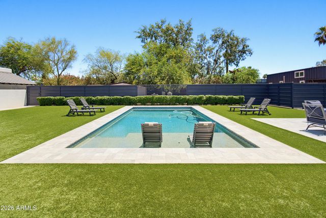 3915 E RANCHO Drive, Paradise Valley, AZ 85253