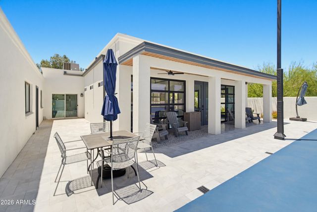 3915 E RANCHO Drive, Paradise Valley, AZ 85253