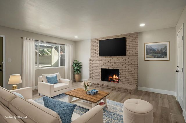 5186 N Callisch Avenue, Fresno, CA 93710