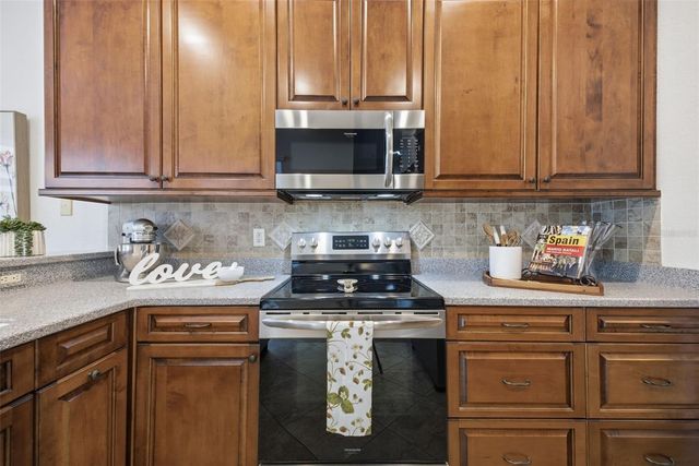 5163 PINNACLE DRIVE, Oldsmar, FL 34677