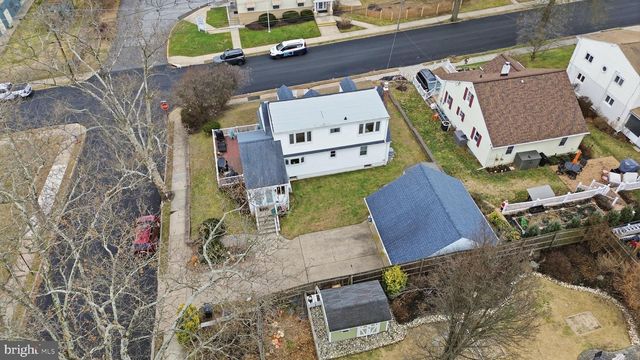 100 HILLCREST AVE, Morrisville, PA 19067