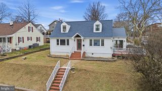 100 HILLCREST AVE, Morrisville, PA 19067