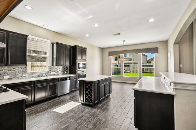 2414 Trocadero Lane, League City, TX 77573