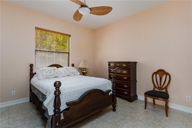 3901 60th AVE NE, Naples, FL 34120