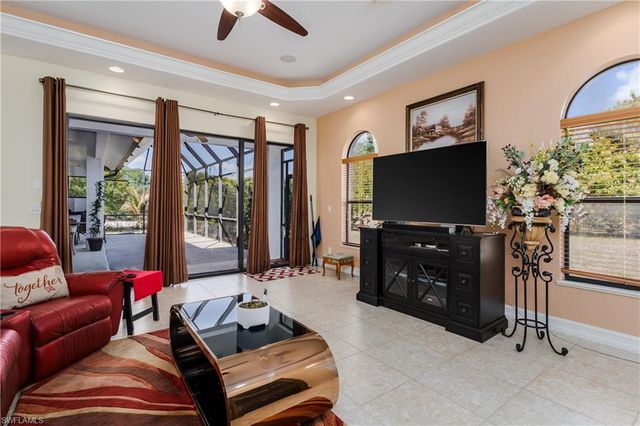 3901 60th AVE NE, Naples, FL 34120