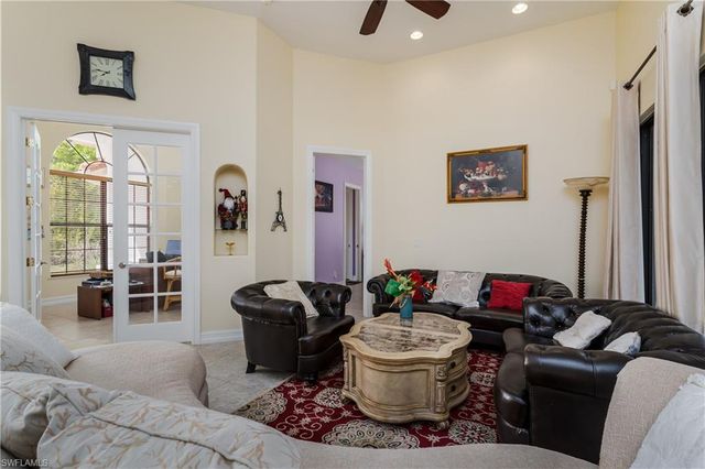 3901 60th AVE NE, Naples, FL 34120