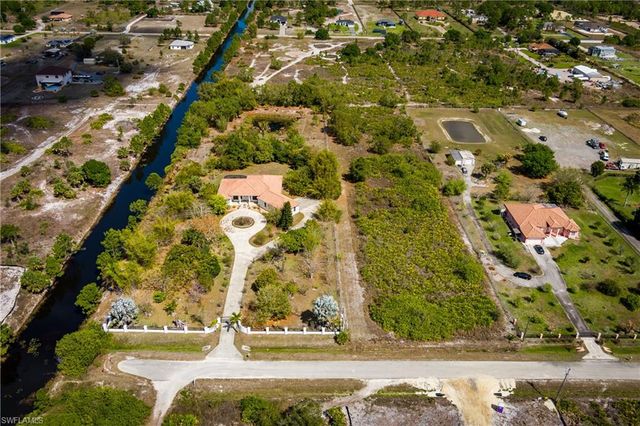 3901 60th AVE NE, Naples, FL 34120