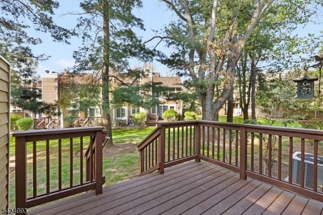 90 Stone Run Rd, Bedminster Twp., NJ 07921