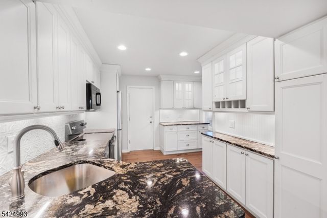 90 Stone Run Rd, Bedminster Twp., NJ 07921