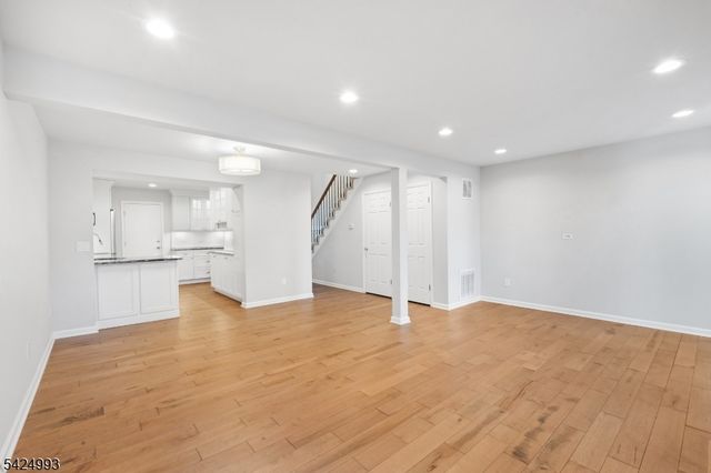 90 Stone Run Rd, Bedminster Twp., NJ 07921