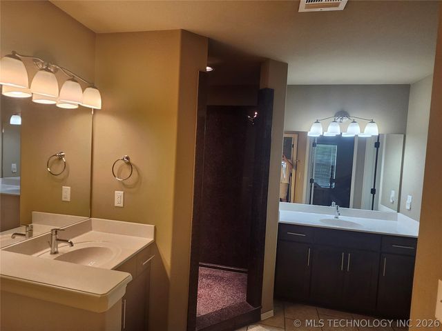 17519 E 45th Place, Tulsa, OK 74134
