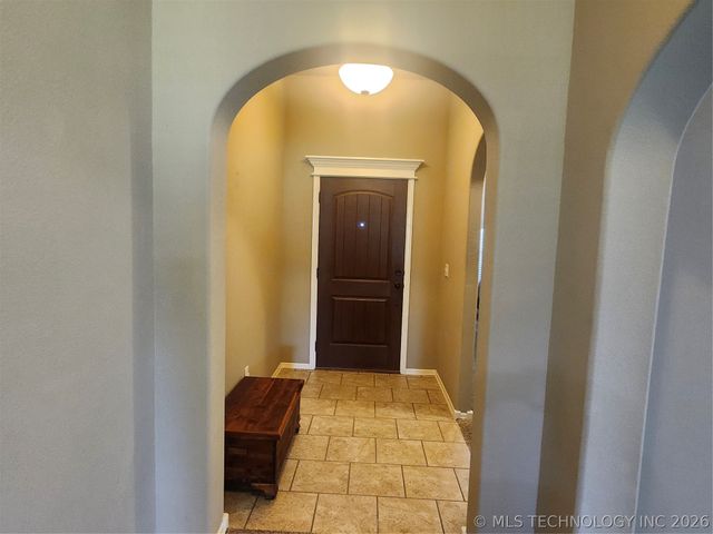 17519 E 45th Place, Tulsa, OK 74134