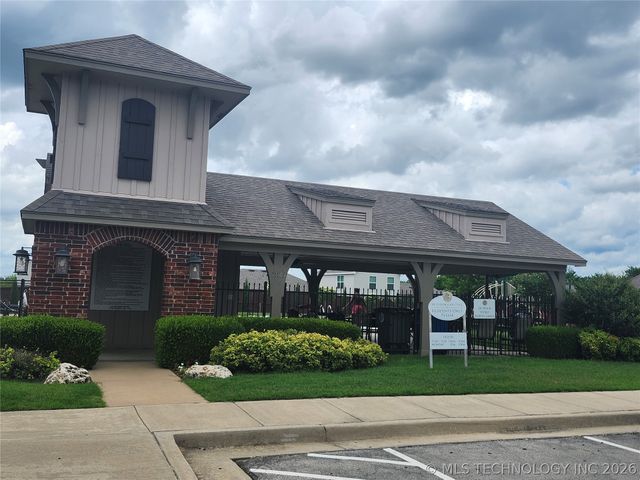 17519 E 45th Place, Tulsa, OK 74134